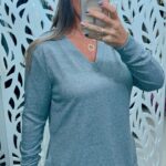 Sobreleg decote V em Malha Tricot - Cinza Mescla