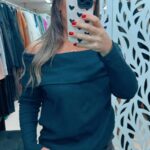 Blusa de Ombro a Ombro em Moleton - Preta