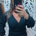 Blusa Transpassada Malha Trabalhada - Preta