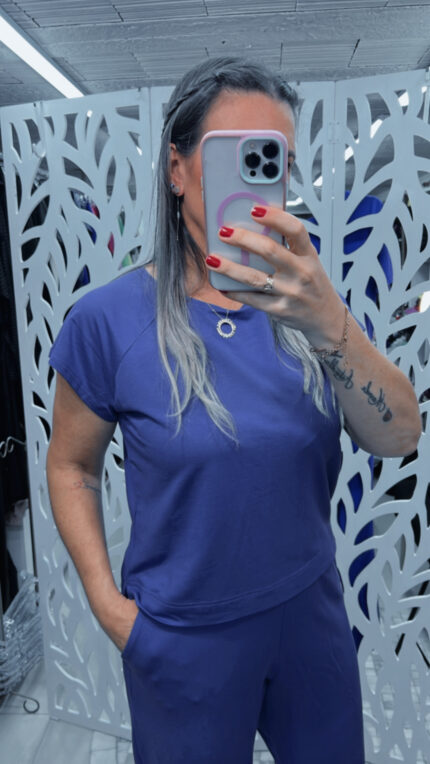 BLUSA DECOTE REDONDO MANGA RAGLAN COM ABERTURA BAINHA- AZUL