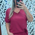 BLUSA DECOTE V COM MANGA CURTA E MULLET - FÚCSIA