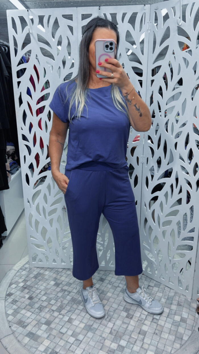 Calça pantacourt em moletinho com bolsos - AZUL - Imagem 3