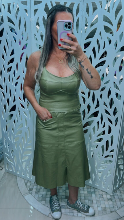 SAIA MIDI EVASÊ RECORTES - VERDE PISTACHE