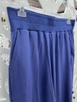Calça pantacourt em moletinho com bolsos - AZUL - Imagem 7