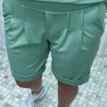 Bermuda Alfaiataria malha neotech com pregas e bainha italiana- VERDE PISTACHE